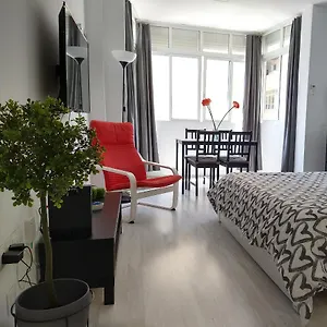 https://amplio-estudiovista-mar-y-montana-a-pasos-del-centro.es-andalucia.com